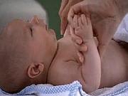 Masáž miminka - jak  správně masírovat miminko