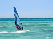 Obrat proti větru - jak se dělá obrat proti větru - windsurfing
