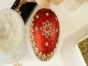 Červeno-zlaté velikonoční vajíčko