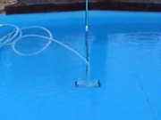 Mechanické čištění bazénu - Čištění bazénu mechanickým čističem