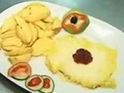 Smažená kuřecí prsa s pomerančovo-brusinkovou omáčkou / Kuřecí prsa na kari omáčce s broskvema a mandlema / Zapékané kuř