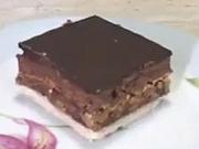 Řezy Rigoletto - recept na kakaově - malinové řezy s ořechy, rozinky a čokoládou