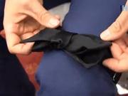 Vázání motýlka - jak uvázat kravatovou šálu