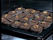 Čokoládové dortíčky - recept na čokoládové dortíčky  s vlašskýmiořechy