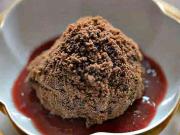 Obalovaná čokoladová koule - recept na dezert Carte D