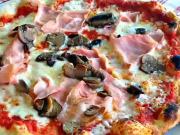 Pizza - recept na pravou italskou pizzu - těsto na pizzu - pizza těsto