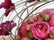 Dekorácia z květov - ako dekorovať guľatý aranžmán