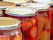 Jak správně zavařovat - zavařování ovoce - Jak se zavařují jahody, broskve