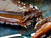 Čokoládově - karamelový dort - recept na čokoládový dort s mořskou solí